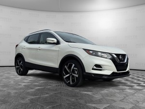 Certified 2022 NISSAN Rogue Sport SL