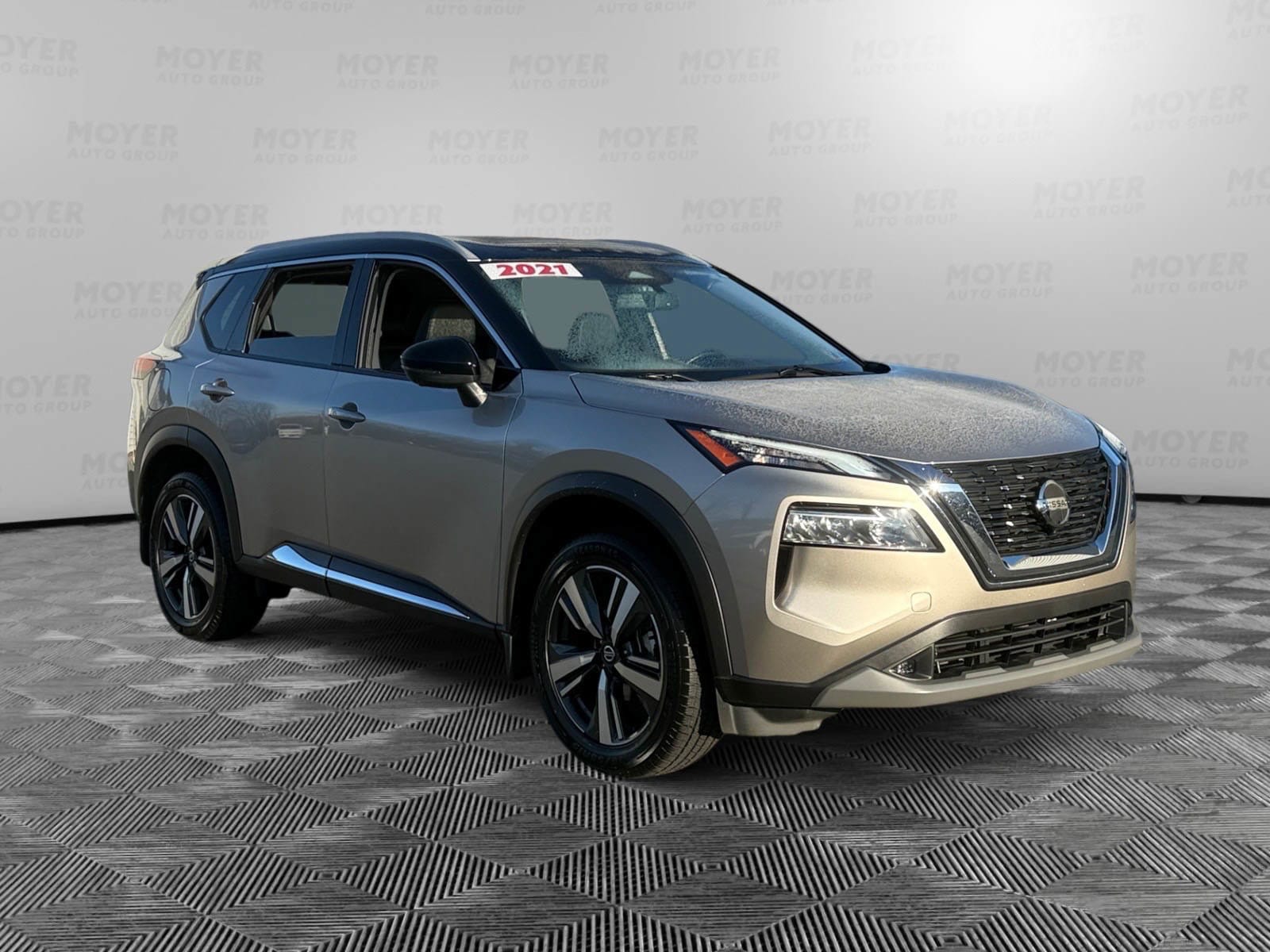 NISSAN