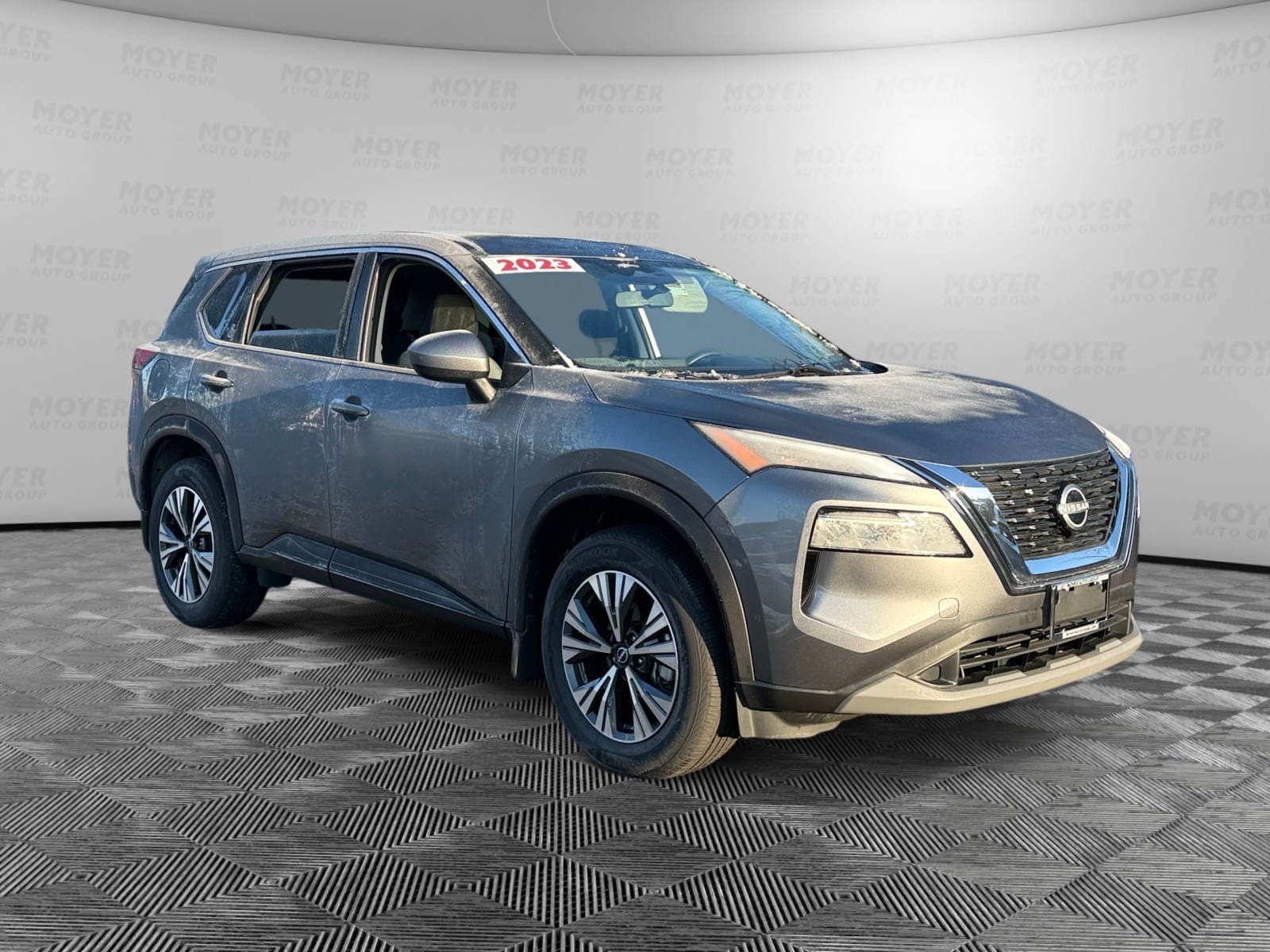 NISSAN
