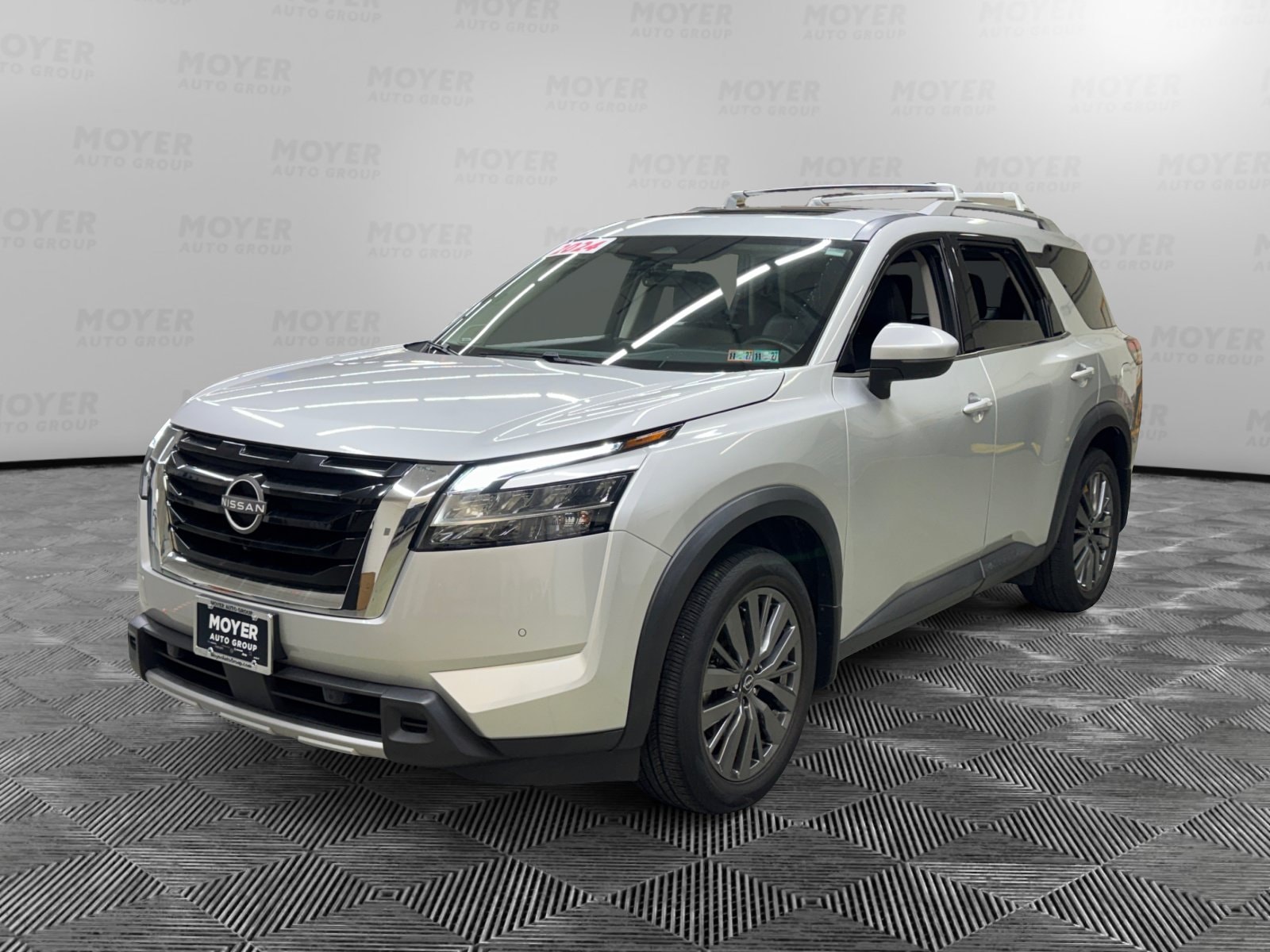 2024 NISSAN Pathfinder